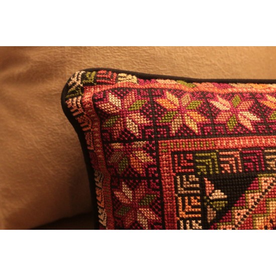 Cross-stitch Vinous Pillow Cross-stitch Vinous Pillow